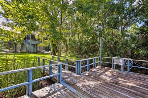 Crystal River Home with Dock, 1 Mile to Boat Launch House in Crystal River
