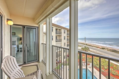 Oceanfront Ormond Beach Condo with Pool! Condo in Ormond By The Sea
