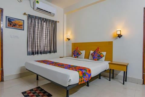 FabExpress Crystal Stay Hotel in Bhubaneswar