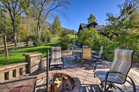 Rustic Dundee Log Cabin with Hot Tub and Forest Views! House in Ohio