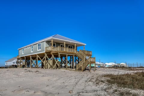 Picture Perfect House in Dauphin Island