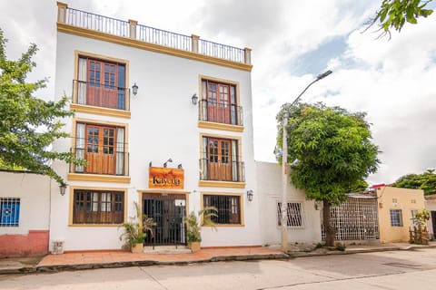 Property building, Facade/entrance