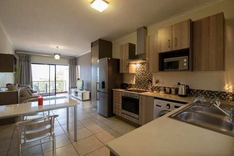 Zwelakho Furnished Apartments The Cube Condo in Sandton