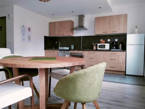 La Provence vous Attend - 2ème étage Apartment in Provence-Alpes-Côte d'Azur