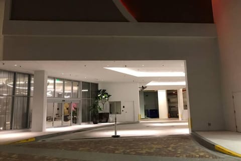 Hollywood Beach luxury condo-HBH Apartment in Hollywood Beach