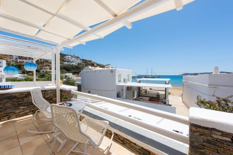 Balcony/Terrace, Seating area, Sea view, Sea view