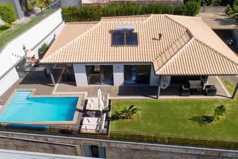 Casa Mia, a Dream Spot With Heated Pool Villa in Madeira District