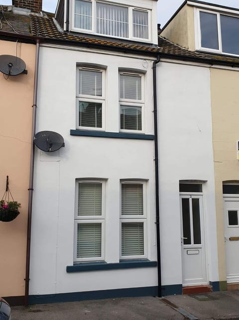 4 Bedroom House House in Weymouth