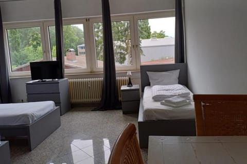 BoLA Ferienwohnung 2 Hamburg-Wandsbek 3 Betten, Küche, Bad Apartment in Hamburg