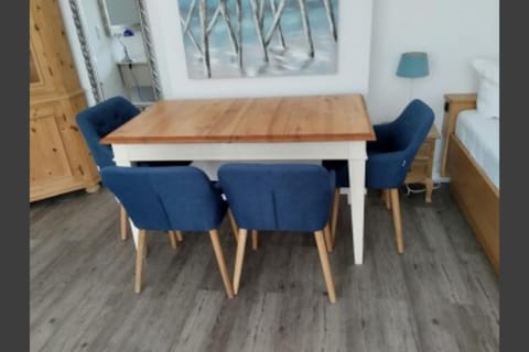 BoLA Ferienwohnung Hamburg Nr 21 EG für 2 Personen, Parkplatz Apartment in Hamburg