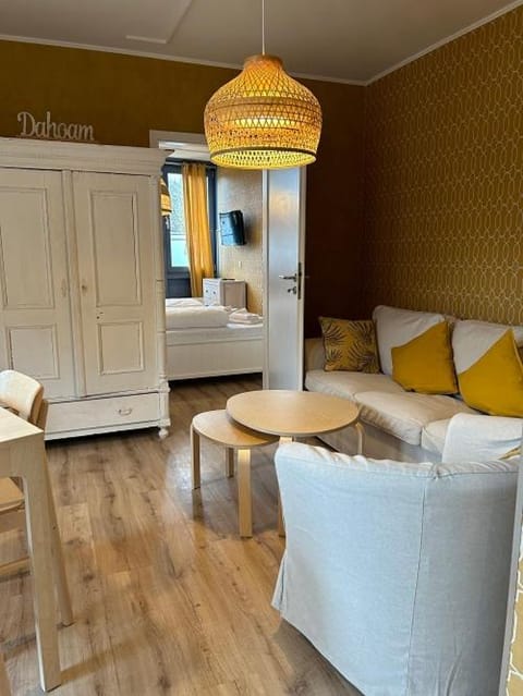 BoLA Ferienwohnung Hamburg 50a mit Balkon Familienfreundlich für 4 Personen, Parkplatz Apartment in Hamburg