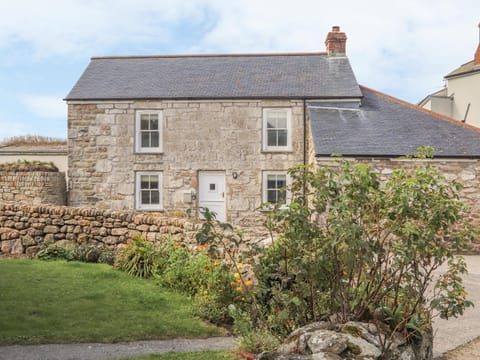 Swallows Nest House in England
