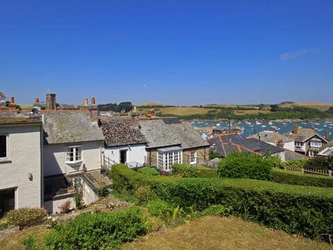 11 Robinsons Row House in Salcombe