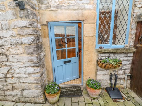 Laburnum Cottage House in Castleton