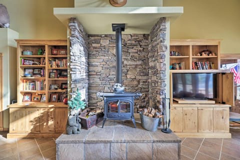 Kalispell Riverfront Home by Glacier National Park House in Idaho