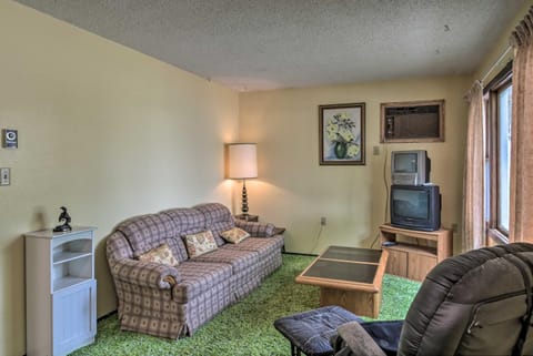 Great Northern HighPlaines Haven in Long Lake Apartment in South Dakota
