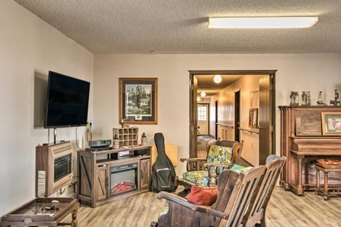HighPlaines Haven with Views, Hunting and Fishing! Apartment in South Dakota