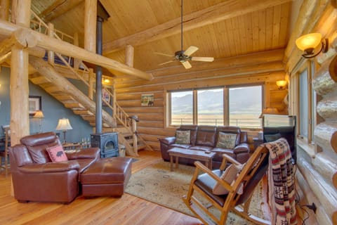 Yellowstone Cabin with Stunning Mountain Views Casa in Pray