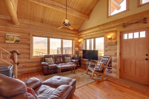 Yellowstone Cabin with Stunning Mountain Views Haus in Pray