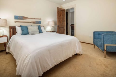 Apollo Heights House in West Linn