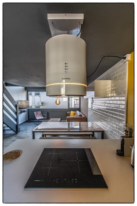 Le Florence - Duplex moderne climatisé avec garage Apartment in Vaulx-en-Velin