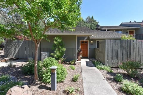 824 Oak Creek at Silverado condo Apartment in Napa Valley