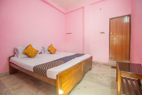 OYO Flagship Hotel Greenwood Hotel in West Bengal