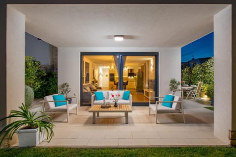 Night, Living room, Seating area