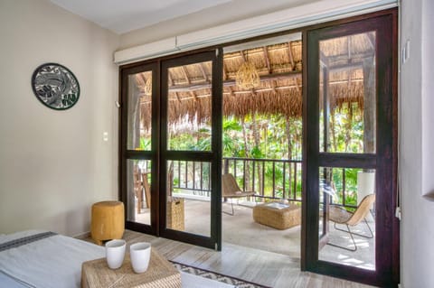 Balcony/Terrace, Bedroom, Garden view