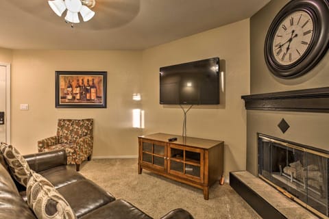 Greenwood Village Condo with Pool Access and Fireplace Apartment in Greenwood Village