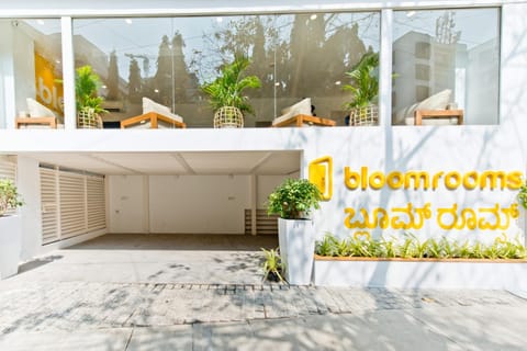 bloomrooms @ City Centre Hôtel in Bengaluru