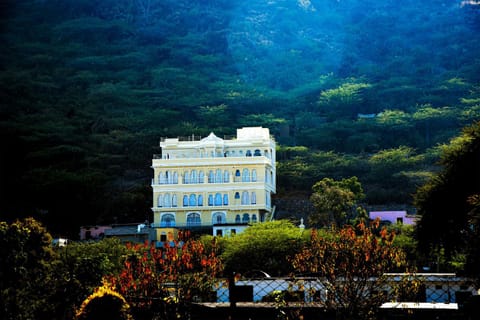 Burj Baneria Hotel in Udaipur