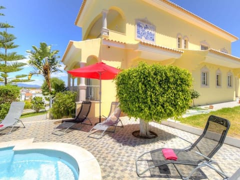 Casa Santa Isabel wonderful 6 bedroom villa sleeps 12 located just outside the traditional seaside Chalet in Ferragudo