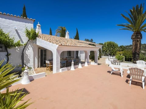 Beautiful Loule Villa - Villa Quinta Tropical - Private Pool - Air conditioning - WIFI Villa in Loulé