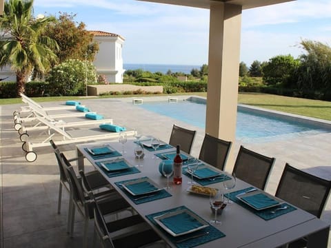 Luxury new Villa in Carvoeiro heated pool AC and just 300m from the beach Villa in Carvoeiro