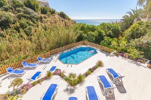 Sea view, Swimming pool, sunbed