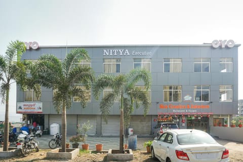 OYO Nitya Executive Hotel in Pune