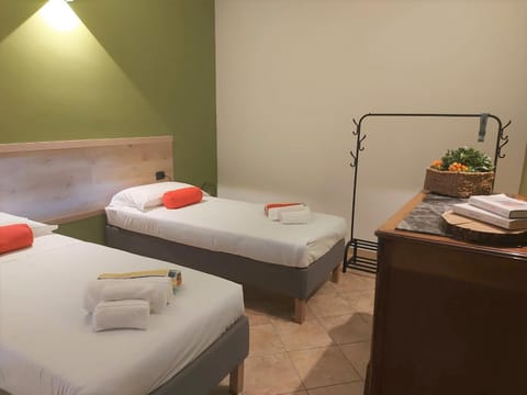 Bed, Bedroom, microwave, towels