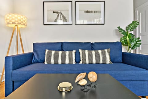 Cool 2BR Apartment close to Fun City - Grace 2 Apartment in Wrigleyville