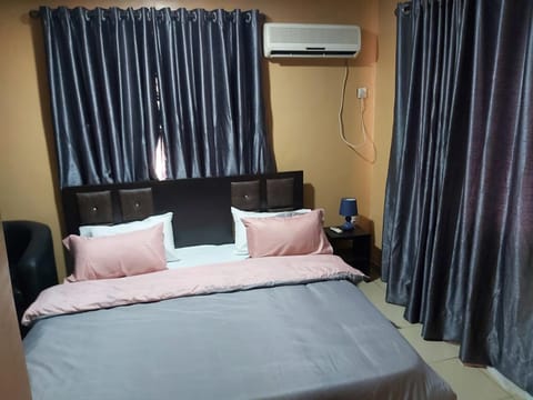 StayCation Suites And Apartment Vacation rental in Lagos