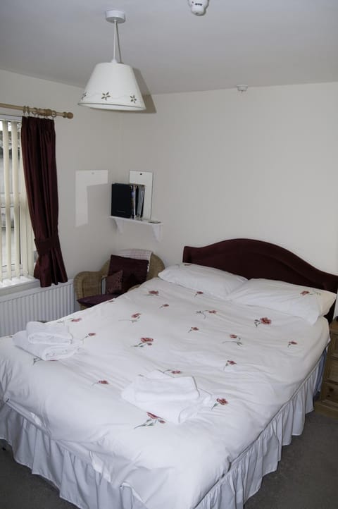 Fourways Guest House Bed and Breakfast in Borough of Harrogate