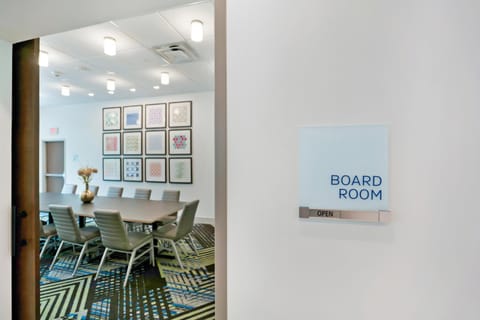 Meeting/conference room