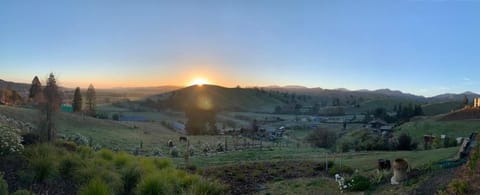 Natural landscape, Mountain view, Sunrise