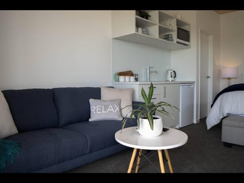 Kitchen or kitchenette, Living room, Seating area