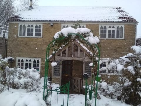 Property building, Winter