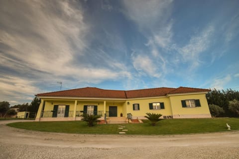 Monte dos Rolas House in Alcácer do Sal