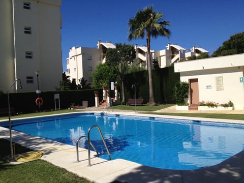 Beautiful Holiday Apartment 2 Bedroom Beach and Pool Malaga Marbella Calahonda Royale Mijas Costa Spain Apartment in Sitio de Calahonda