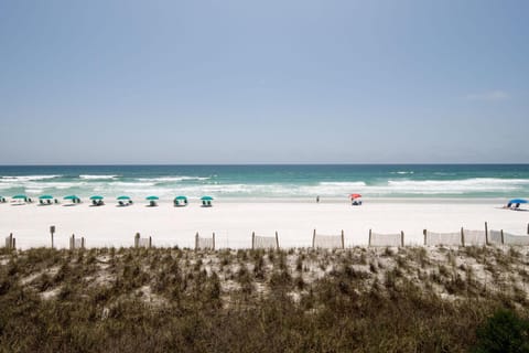 Emerald Twrs West 2004 Apartment in Okaloosa Island