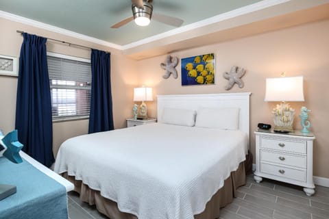 Pelican Isle 410 Apartment in Okaloosa Island