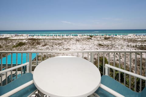 Gulf Dunes 208 - Coastline Currents Apartment in Okaloosa Island